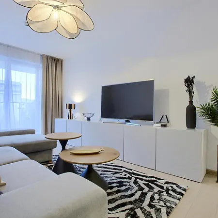 Blue Mare Polanki Park Family, 350 M Baltic Sea Apartament *